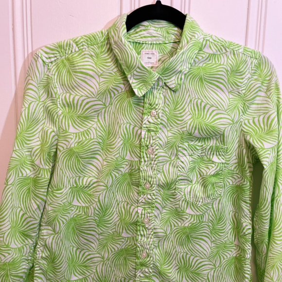 💚 Gap Long Sleeve Button Up Green Leaf Design XS - Picture 2 of 8